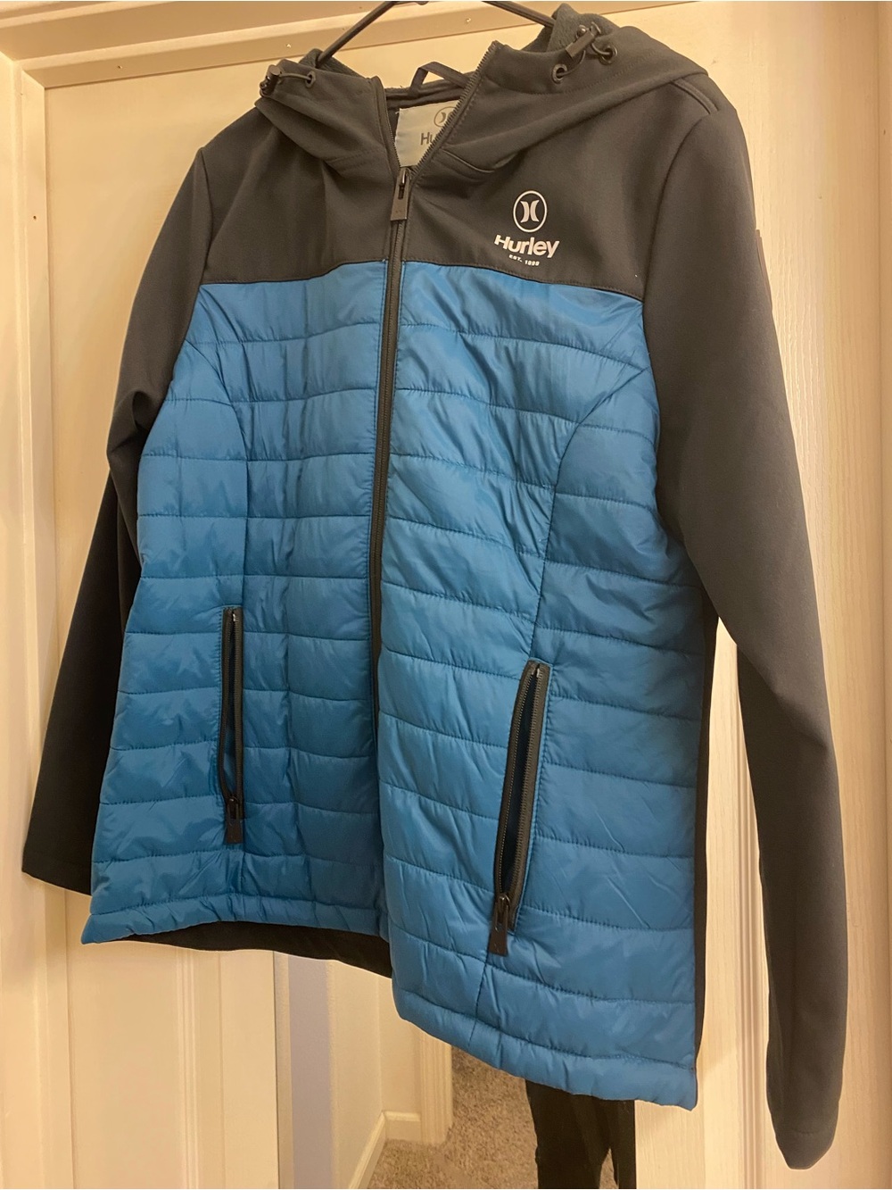 Hurley womens blue Quilted Hooded Jacket